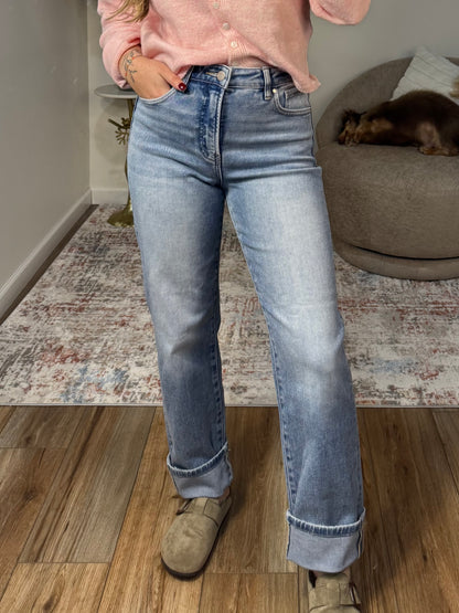 High Rise Straight Roll Up Jean With Tummy Control - Light Wash