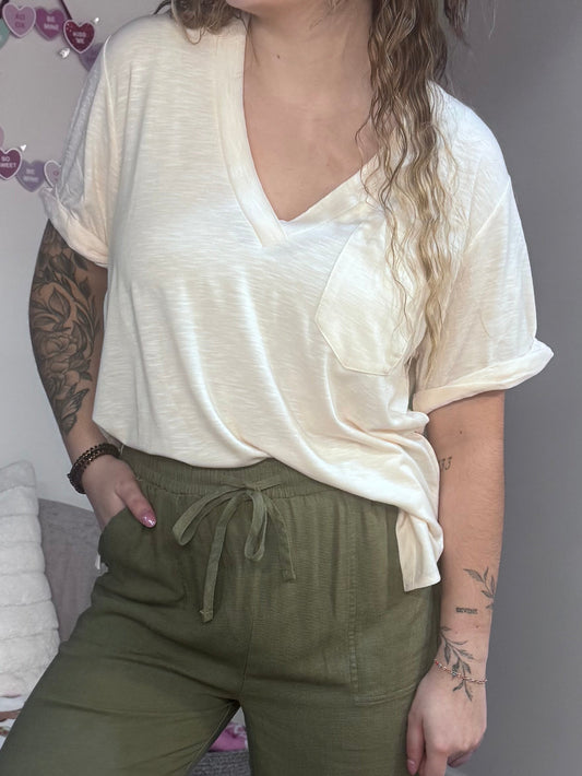 rolled sleeve v neck tee cream 