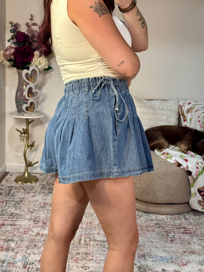 Paisley Pleated Denim Shorts with Elastic Waist