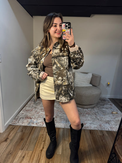 Gemma Stretch Twill Mini Skort in Cream