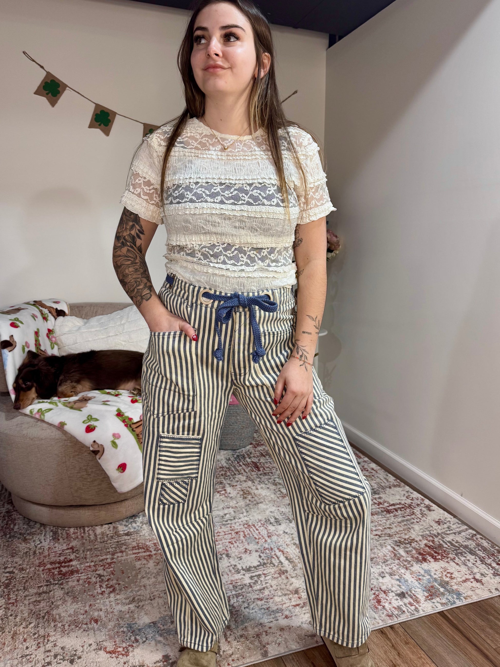 Stretch Frill Lace Short Sleeve Knit Top