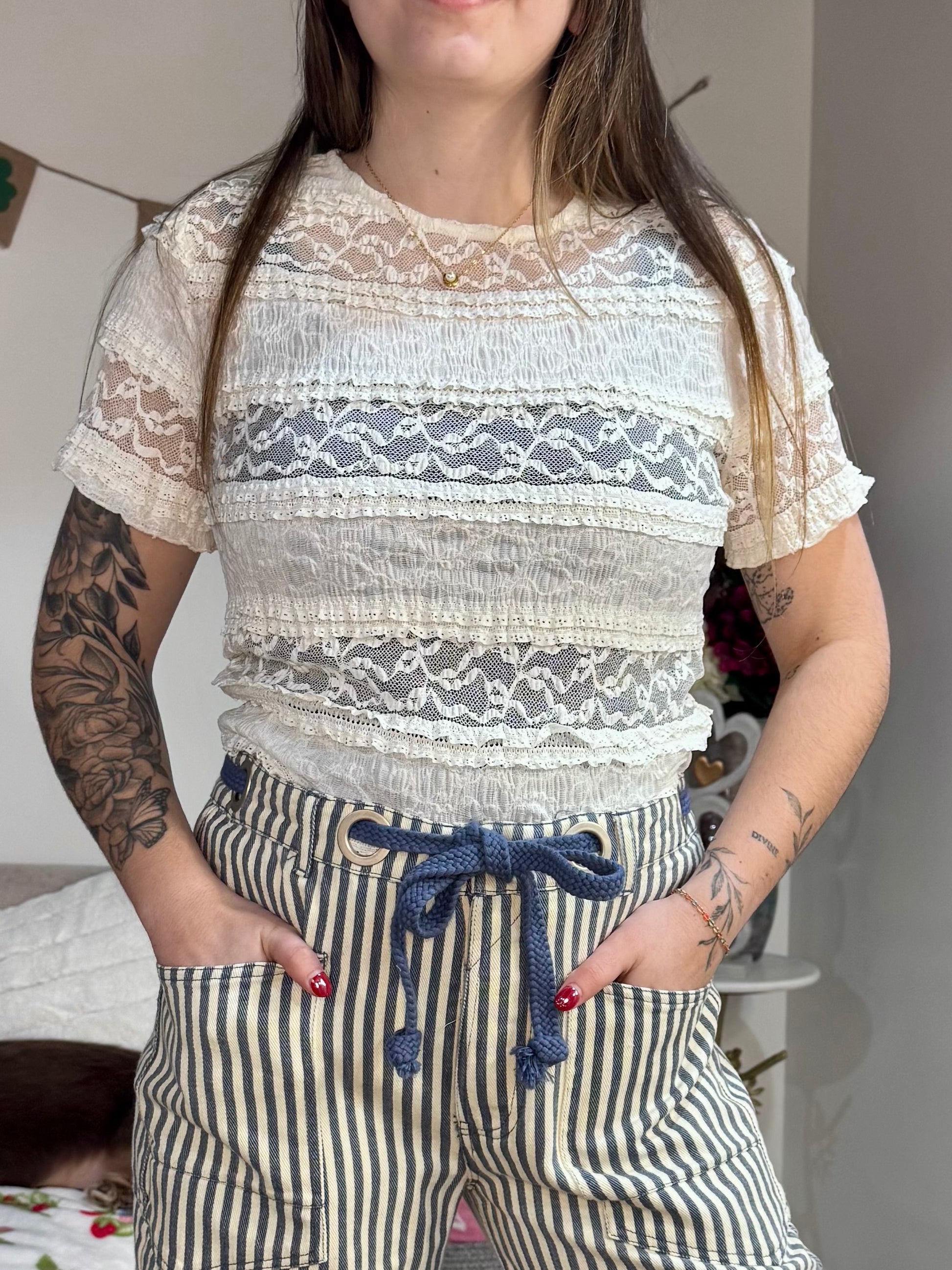 Stretch Frill Lace Short Sleeve Knit Top