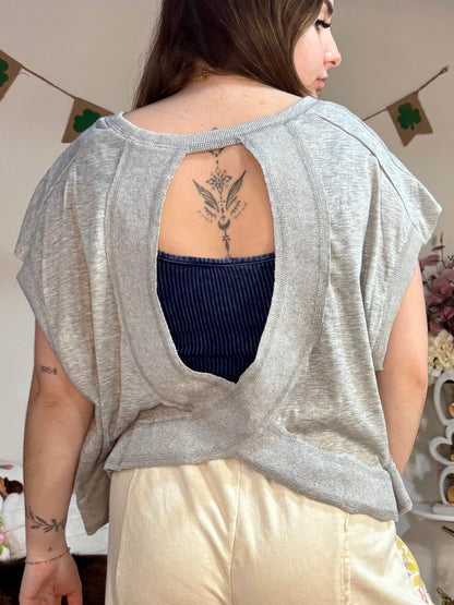 light gray workout top keyhole back stretchy cropped top