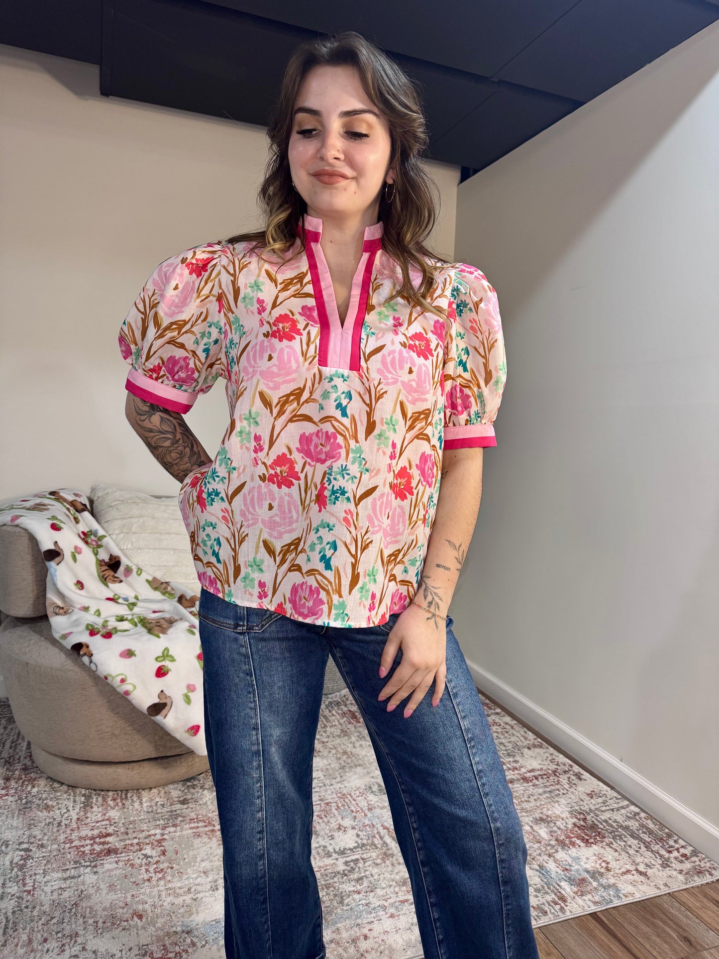 Pink Floral Puff Sleeve Contrast Trim Blouse