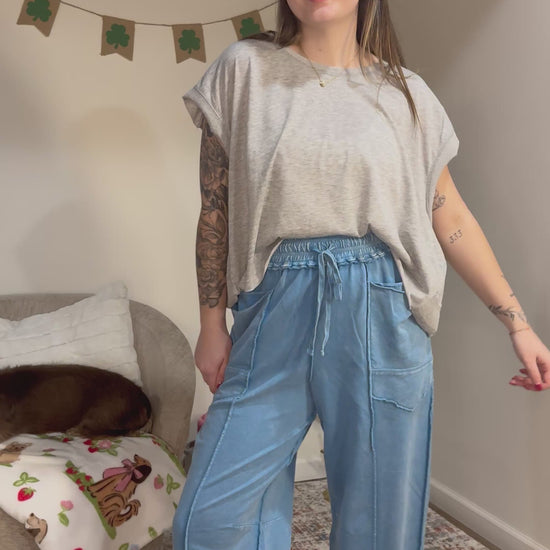 light gray workout top keyhole back stretchy cropped top